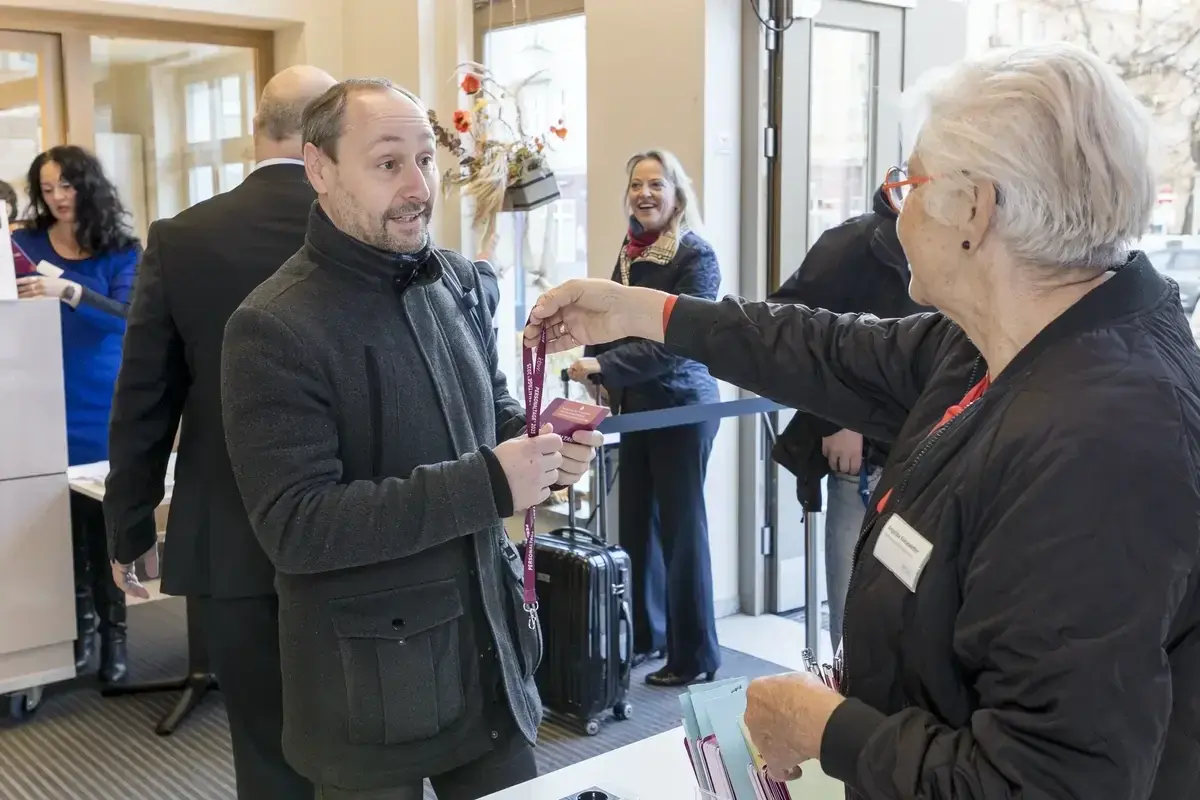 Begrüßung am ersten Tag.